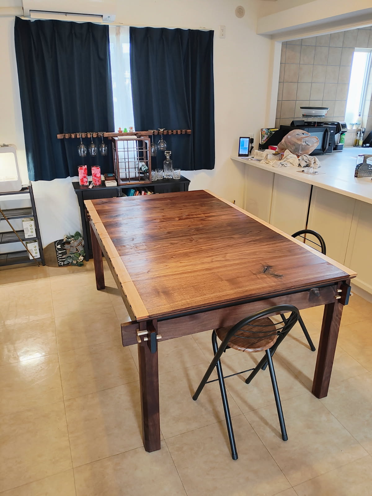 Gaming Table in Walnut and Maple